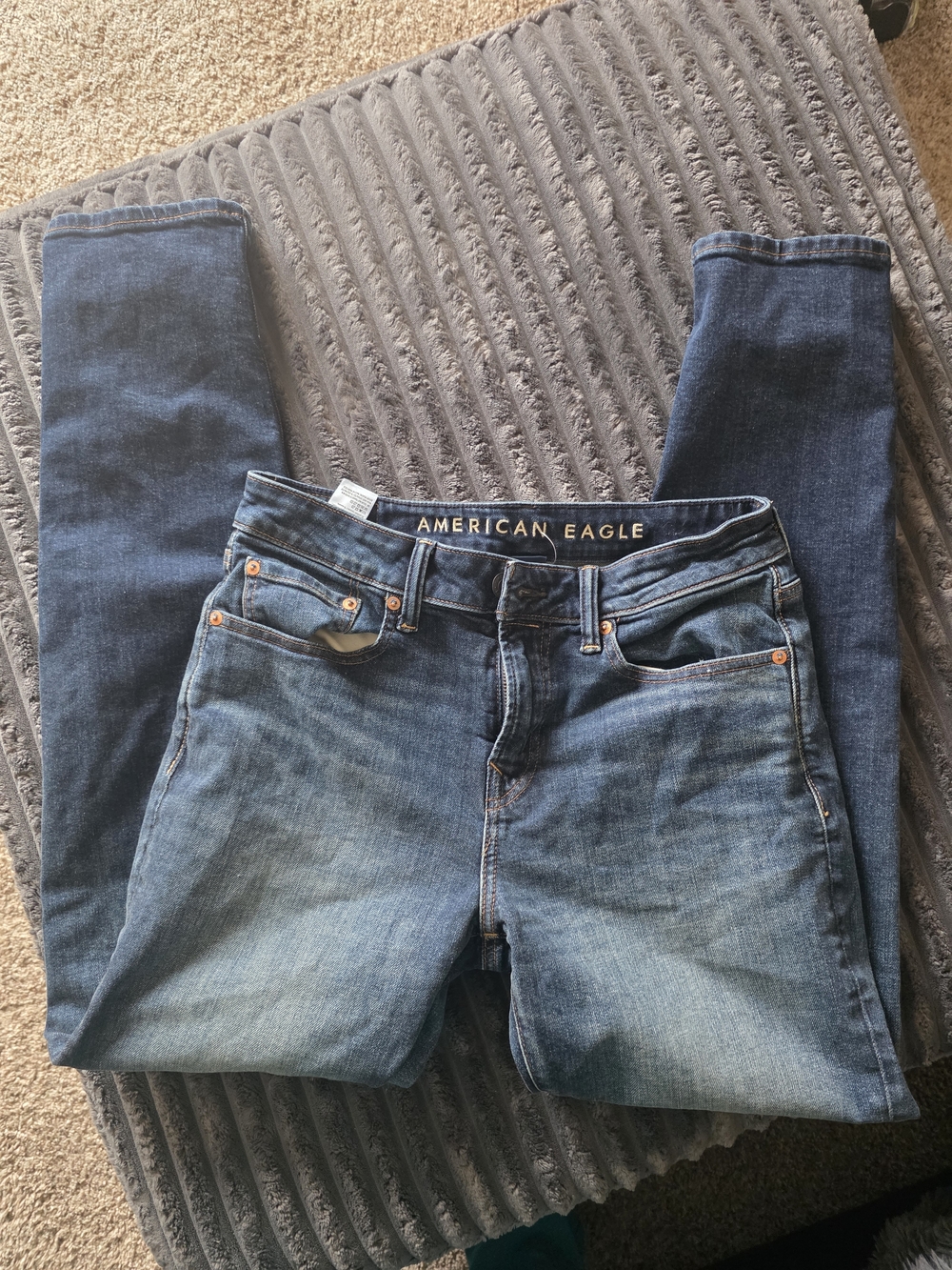 American Eagle Outfitters Dark to Medium Blue Skinny Jeans